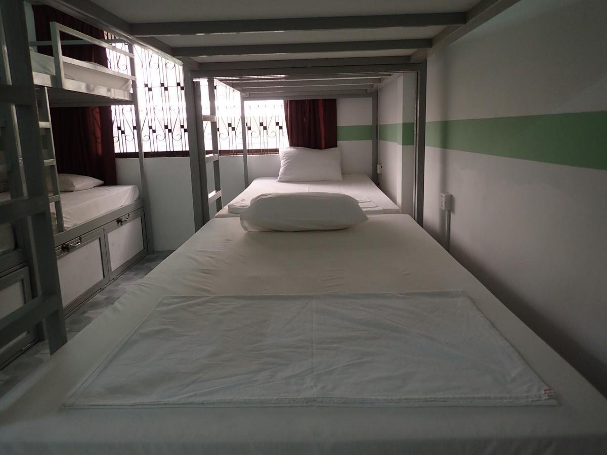 Lazy Gecko Guesthouse 金边 外观 照片